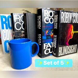 Robin Cook Novel Set
✨Hardcover✨